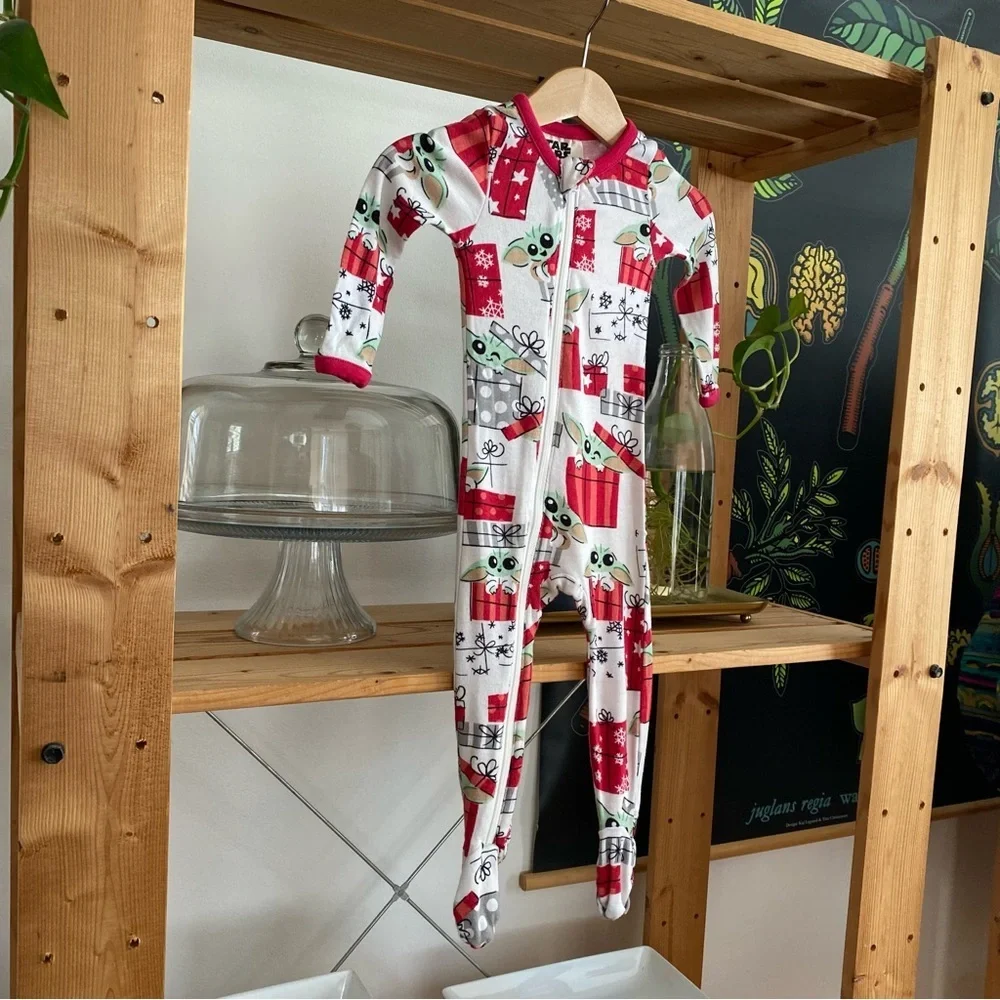 Star Wars Slumber Munki Munki Baby Yoda Christmas Bamboo Footie Pajamas 6-9m